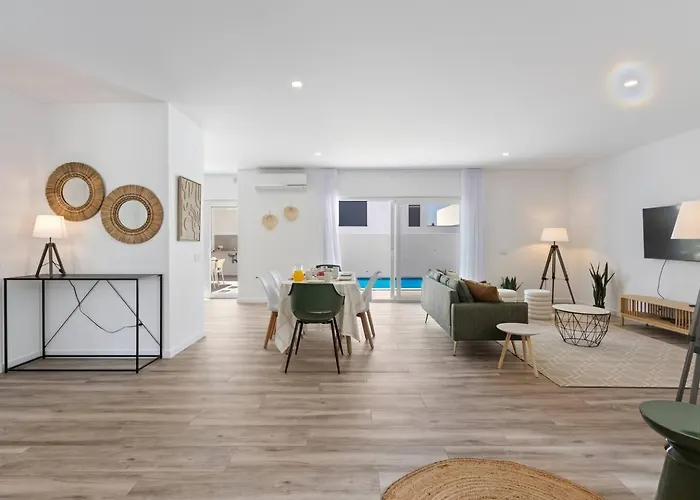 Modern With Private Pool Near Baleal Prázdninový dům *