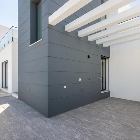 Modern With Private Pool Near Baleal 아토우기아다발레이아
