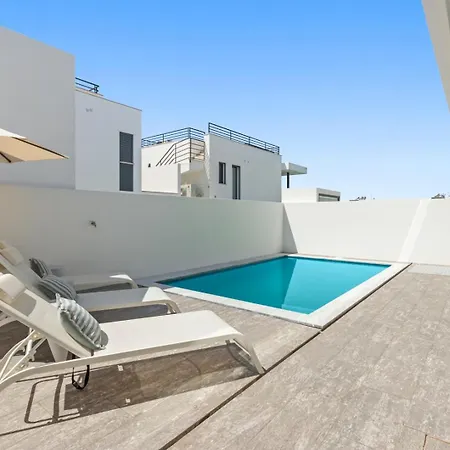 Modern With Private Pool Near Baleal 빌라 *