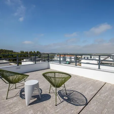 Modern With Private Pool Near Baleal *